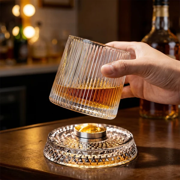 Veluzzi® Rotating Whiskey Glass